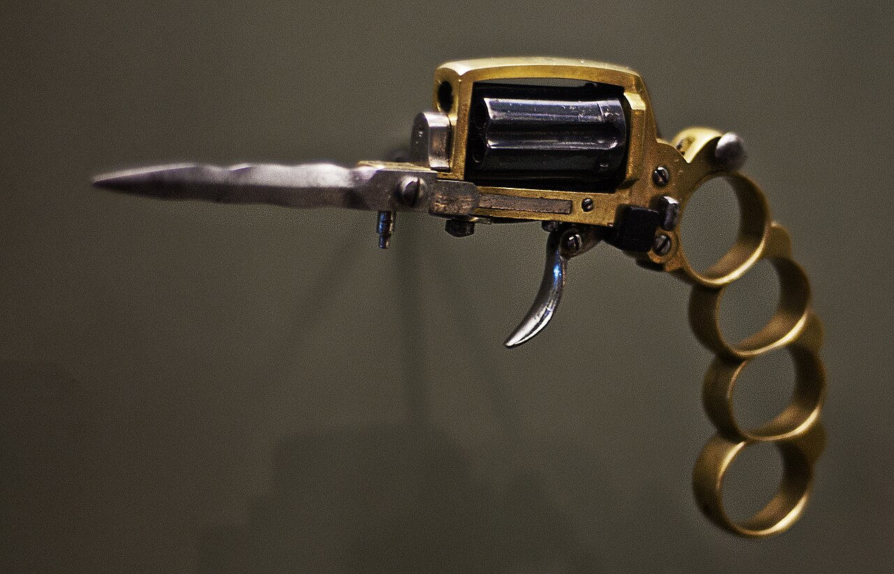 Apache revolver image