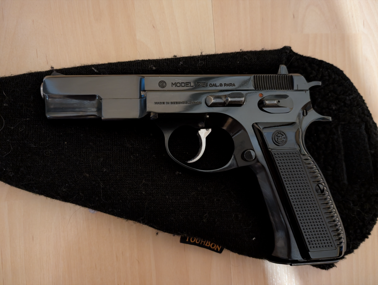 CZ 75 image