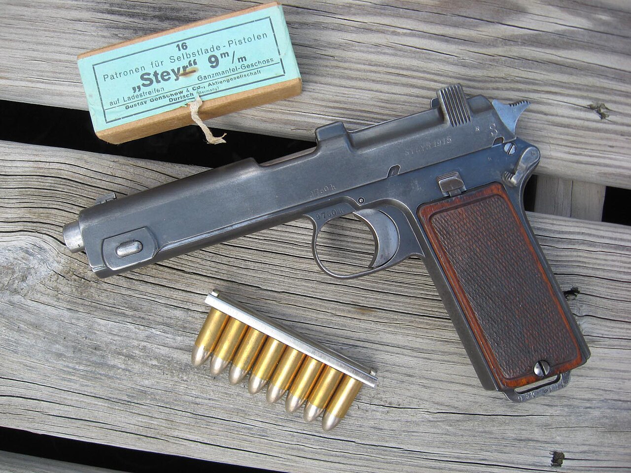 Steyr M1912 pistol Technical Specifications and Dimensions
